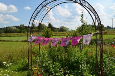 Preview: Gebetsfähnchen magenta/pink S